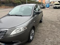 Grigio Usata 2013 Lancia Ypsilon Silver Due volumi | 5900 € (Ottimo prezzo)