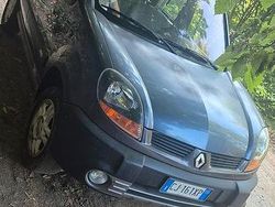 Blu Usata 2003 Renault Kangoo Monovolume | 2500 €