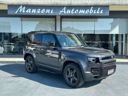 Grigio Usata 2023 Land Rover Defender HSE Station wagon | 58.900 € (Super prezzo)