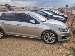 Grigio Usata 2013 VW Golf VII Highline Tre volumi | 9000 € (Molto cara)