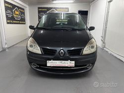 Grigio Usata 2007 Renault Scénic II Exception Monovolume | 1400 €