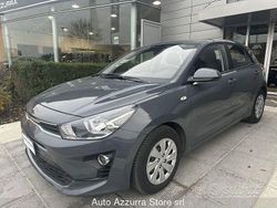 Grigio Usata 2023 Kia Rio Urban Tre volumi | 14.500 € (Buon prezzo)