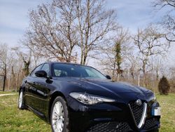 Usata 2017 Alfa Romeo Giulia Super Tre volumi | 17.000 € (Buon prezzo)