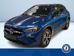 Blu metallizzato Usata 2024 Mercedes GLA200 Advanced Plus SUV | 46.000 €