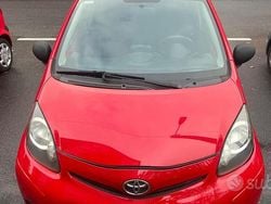 Rosso Usata 2014 Toyota Aygo Connect Style Due volumi | 3800 € (Ottimo prezzo)