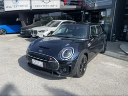 Enigmatic black metallic Usata 2022 Mini Cooper Clubman Classic Station wagon | 31.000 €