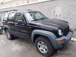 Nero Usata 2002 Jeep Cherokee SUV | 2500 €