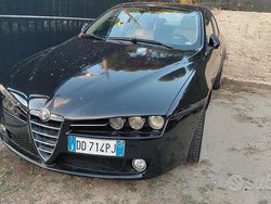 Nero Usata 2005 Alfa Romeo 159 Tre volumi | 2500 € (Ottimo prezzo)