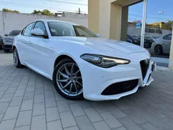 Bianco Usata 2017 Alfa Romeo Giulia Veloce Tre volumi | 22.400 € (Buon prezzo)