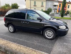 Nero Usata 2008 Chrysler Voyager Limited Monovolume | 3999 € (Cara)