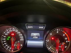 Usata 2014 Mercedes CLA180 Tre volumi | 8500 €