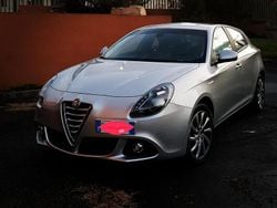 Grigio Usata 2016 Alfa Romeo Giulietta Tre volumi | 10.500 €