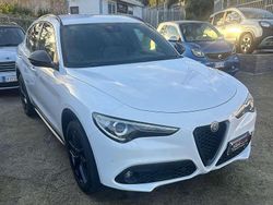 Bianco Usata 2019 Alfa Romeo Stelvio Tech Edition SUV | 22.490 € (Buon prezzo)