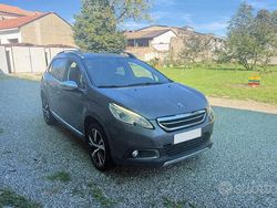 Grigio Usata 2015 Peugeot 2008 Allure SUV | 7900 € (Buon prezzo)