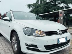 Bianco Usata 2015 VW Golf VII Tre volumi | 11.000 € (Buon prezzo)