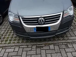 Grigio Usata 2007 VW Touran Monovolume | 2500 € (Buon prezzo)