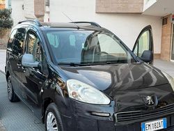 Usata 2012 Peugeot Partner Monovolume | 2800 € (Buon prezzo)