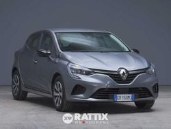 Grigio Usata 2023 Renault Clio V Equilibre Due volumi | 17.124 € (Buon prezzo)