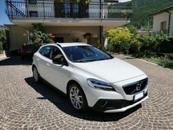 Bianco Usata 2018 Volvo V40 CC Pro Station wagon | 12.800 €