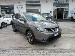 Grigio Usata 2016 Nissan Qashqai Tekna SUV | 11.500 € (Buon prezzo)