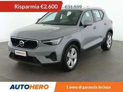 Grigio Usata 2023 Volvo XC40 Core SUV | 28.999 € (Ottimo prezzo)