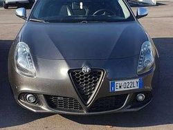 Grigio Usata 2014 Alfa Romeo Giulietta Exclusive Tre volumi | 8950 € (Buon prezzo)