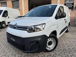 Bianco Nuova 2025 Citroën Berlingo Monovolume | 16.400 € (Ottimo prezzo)