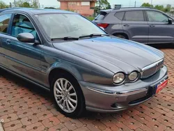 Grigio Usata 2005 Jaguar X-type Executive Tre volumi | 6000 € (Buon prezzo)