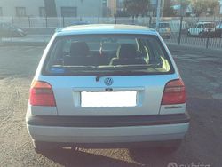 Usata 1993 VW Golf III Tre volumi | 4000 €