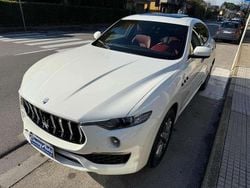 Bianco Usata 2023 Maserati Levante GT SUV | 59.999 € (Molto cara)