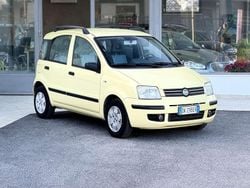 Giallo Usata 2007 Fiat Panda Tre volumi | 4200 € (Buon prezzo)