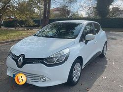 Bianco Usata 2014 Renault Clio IV Tre volumi | 5500 € (Cara)