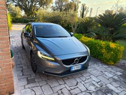 Grigio Usata 2019 Volvo V40 Business Edition Station wagon | 12.900 € (Buon prezzo)