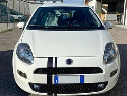 Usata 2013 Fiat Grande Punto Due volumi | 5500 € (Buon prezzo)