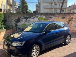 Usata 2015 Audi A1 Sportback Ambiente Due volumi | 12.500 € (Buon prezzo)