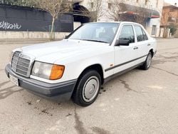 Other Usata 1987 Mercedes E200 Tre volumi | 5900 €