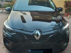 Usata 2023 Renault Clio V Tre volumi | 14.000 €