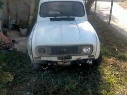 Bianco Usata 1983 Renault R4 Monovolume | 3000 €