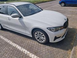 Usata 2020 BMW 318 Sport Line Station wagon | 18.900 € (Cara)