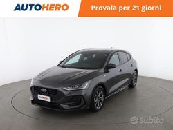 Grigio Usata 2023 Ford Focus ST Tre volumi | 22.399 € (Buon prezzo)