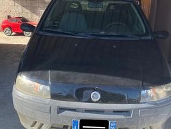 Nero Usata 2001 Fiat Punto Due volumi | 550 €