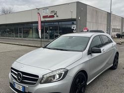 Argento Usata 2014 Mercedes A250 Tre volumi | 16.900 € (Buon prezzo)