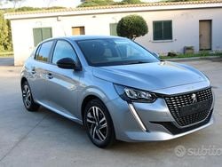 Grigio Usata 2023 Peugeot 208 Active Due volumi | 13.500 € (Buon prezzo)