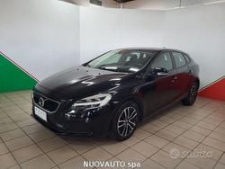 Nero Usata 2019 Volvo V40 Business Edition Station wagon | 11.900 € (Buon prezzo)