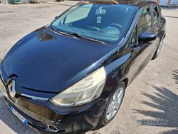 Nero Usata 2013 Renault Clio IV Tre volumi | 4000 € (Buon prezzo)