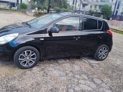 Nero Usata 2013 Hyundai i20 Tre volumi | 5800 €