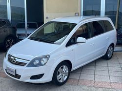Bianco Usata 2015 Opel Zafira Edition Monovolume | 6700 € (Buon prezzo)