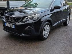 Nero Usata 2019 Peugeot 3008 Active Monovolume | 17.499 € (Buon prezzo)