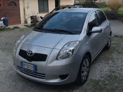 Argento Usata 2006 Toyota Yaris Sol Tre volumi | 4200 € (Buon prezzo)