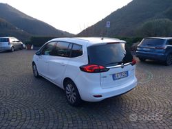Bianco Usata 2014 Opel Zafira Monovolume | 5900 € (Buon prezzo)